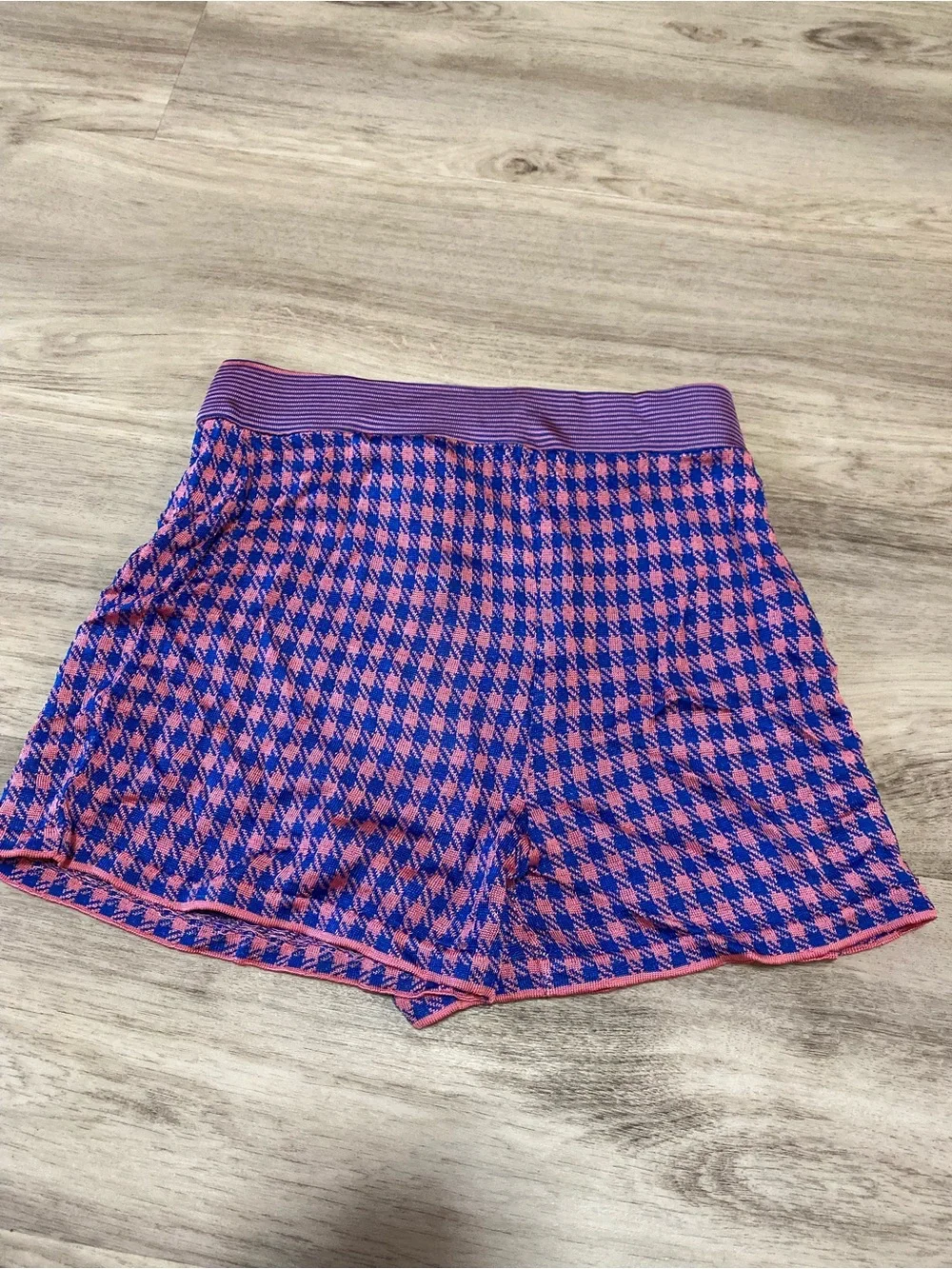 Zara Knitwear Pink & Blue Houndstooth Women’s Shorts- NWT